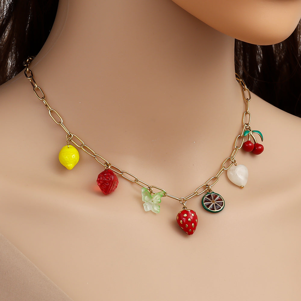 Collier Charms Fruits – porté