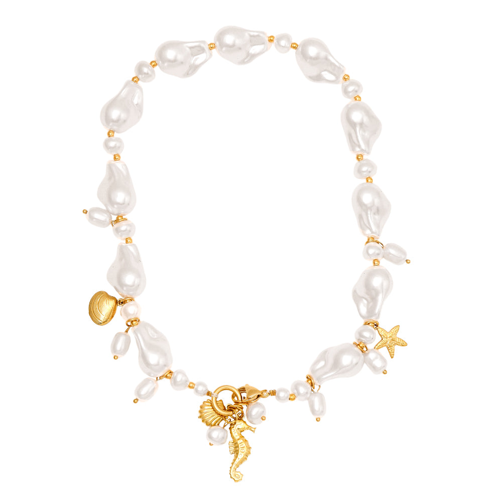 Collier Perles Baroques & Charms Océan – fond blanc