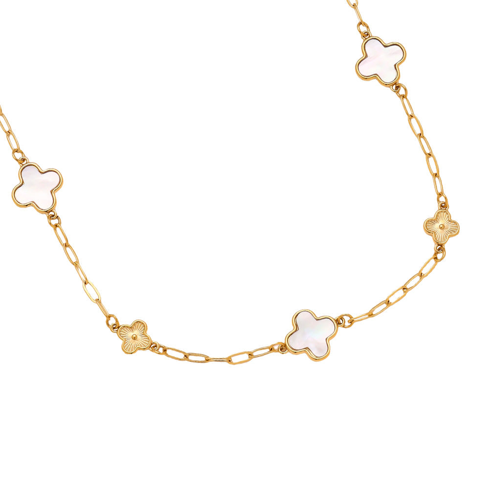 Collier Trèfle Nacre & Doré – détail trèfles
