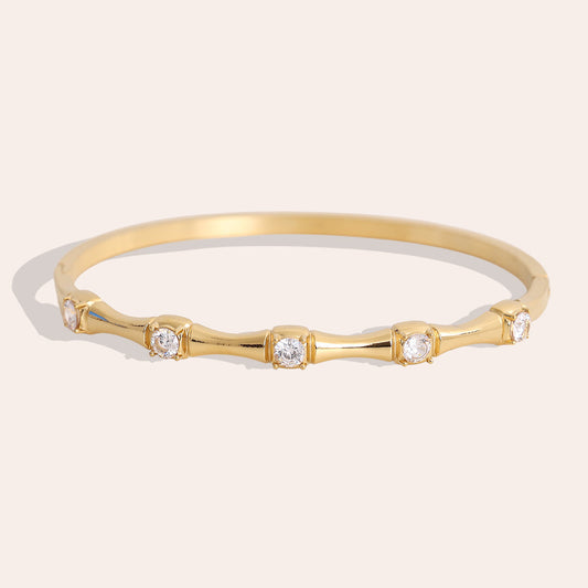 Jonc Bambou Zirconia Doré – fond beige vue complète
